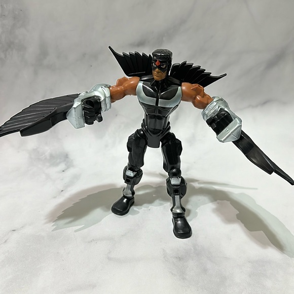 Marvel Super Hero Mashers Silver Falcon Avengers 6" Action Figure - Picture 1 of 3